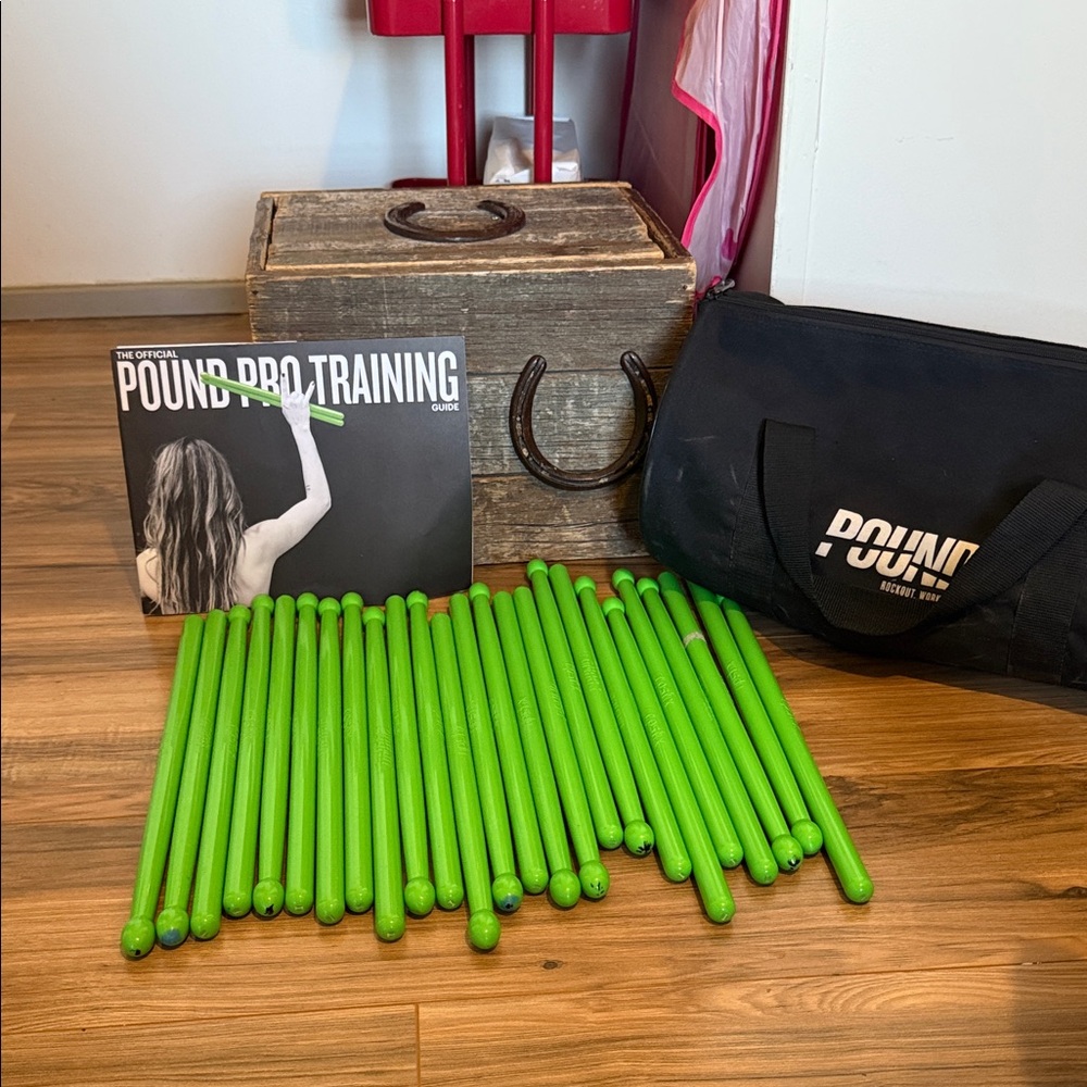 Pound Pro Training Set with 12 sets Green Ripstix